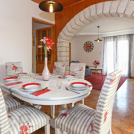 Apartment Mariniva Kaštela Εξωτερικό φωτογραφία