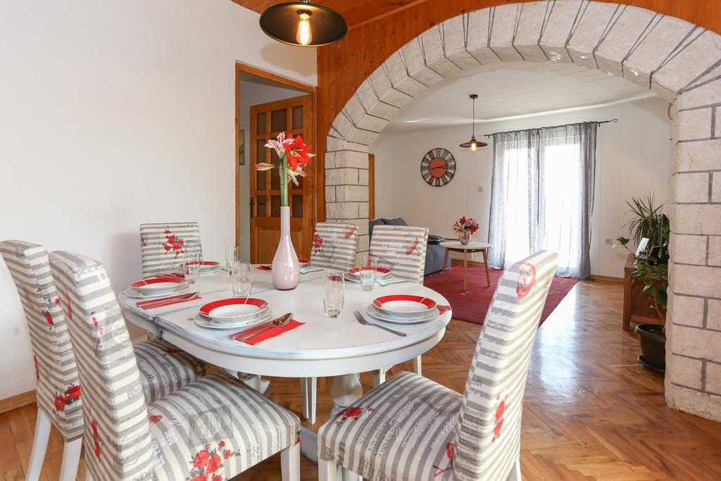 Apartment Mariniva Kaštela Εξωτερικό φωτογραφία