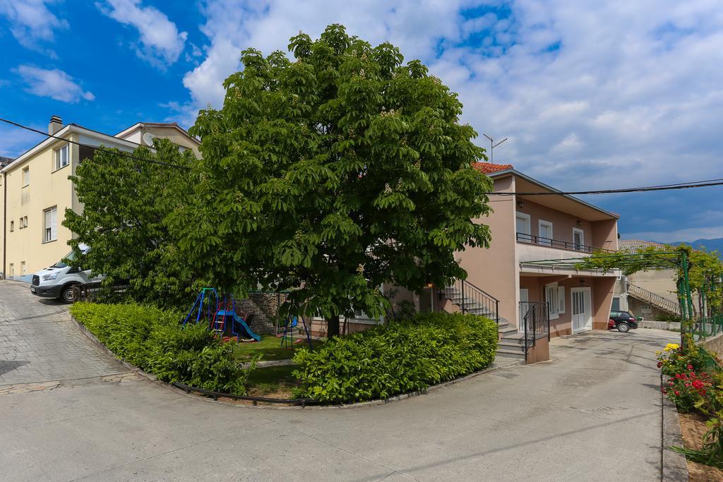 Apartment Mariniva Kaštela Εξωτερικό φωτογραφία