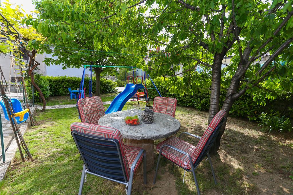 Apartment Mariniva Kaštela Εξωτερικό φωτογραφία